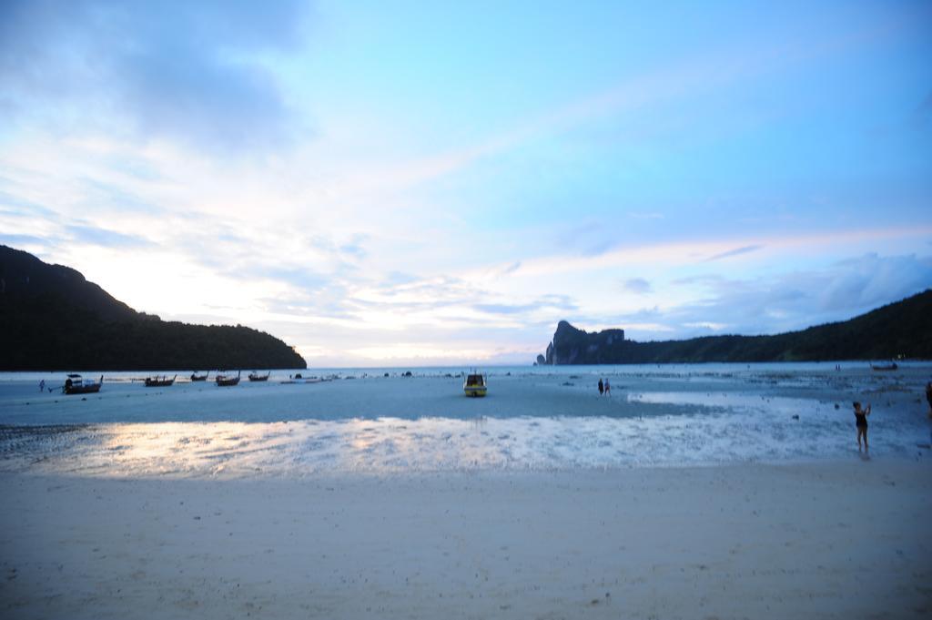 Phi Phi Twin Palms Bungalow Bagian luar foto