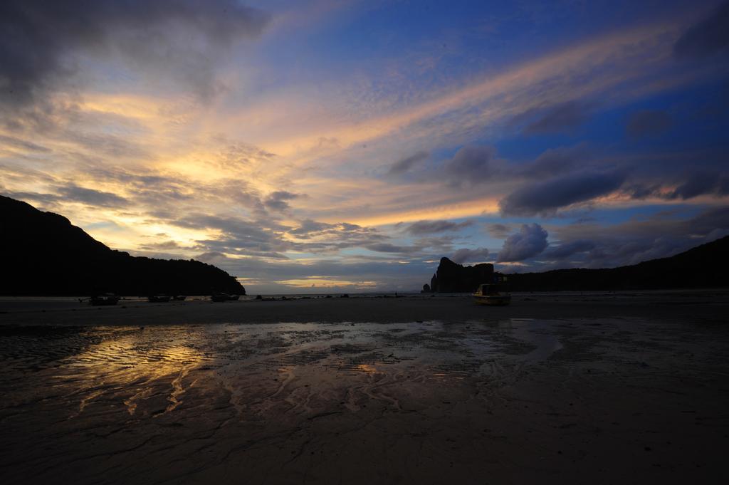 Phi Phi Twin Palms Bungalow Bagian luar foto