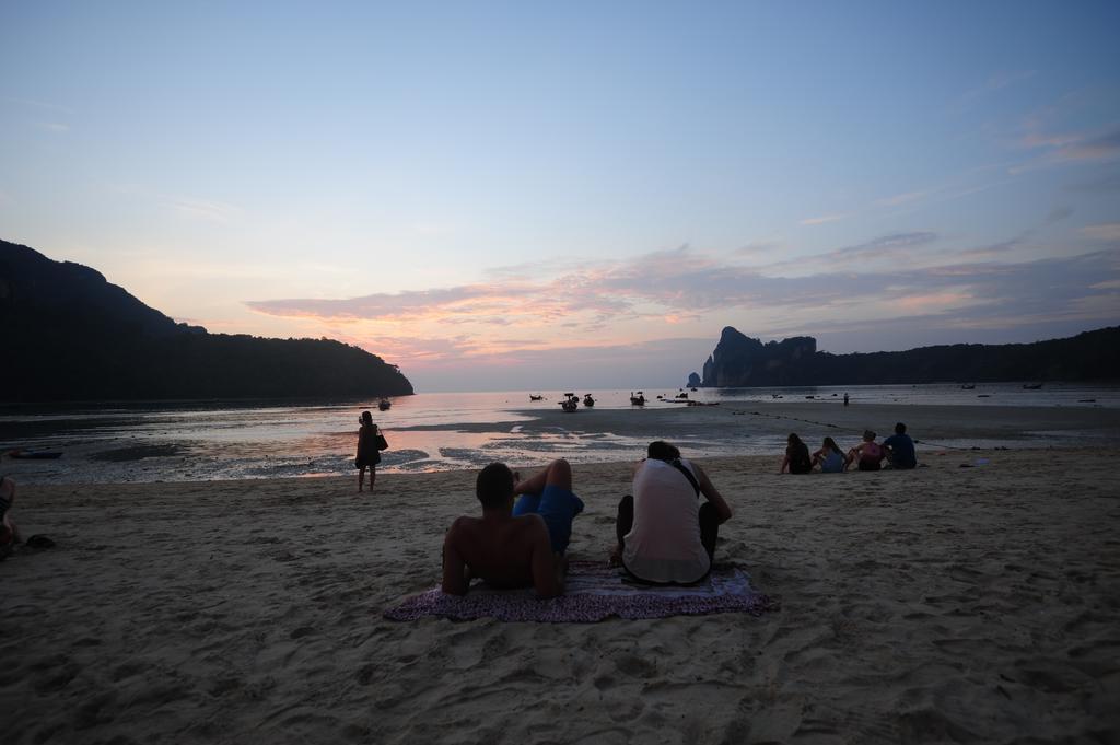 Phi Phi Twin Palms Bungalow Bagian luar foto