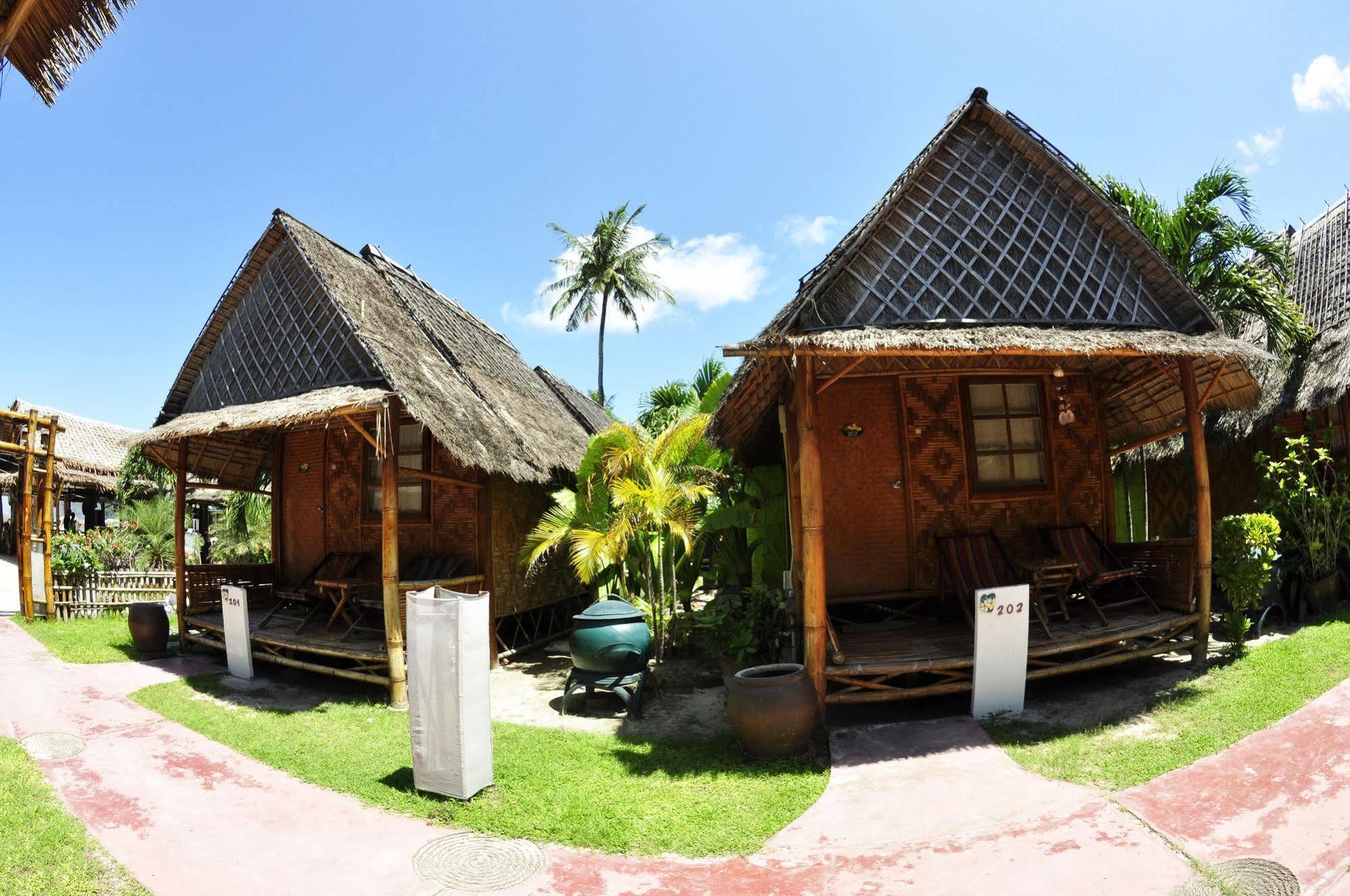 Phi Phi Twin Palms Bungalow Bagian luar foto