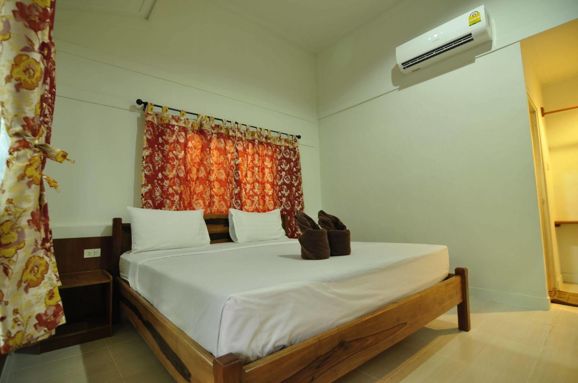 Phi Phi Twin Palms Bungalow Bagian luar foto